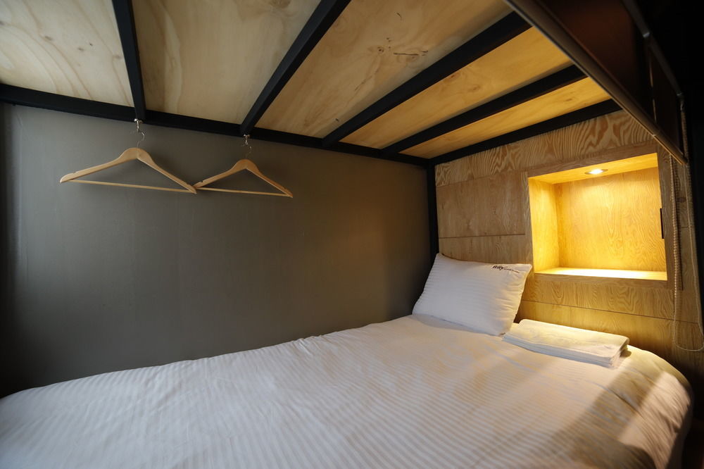 The Bay Guesthouse - Hostel Пусан Екстериор снимка
